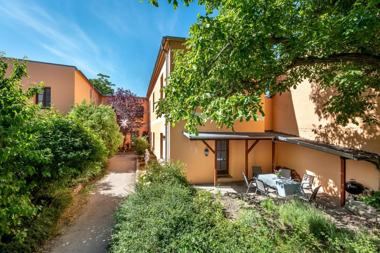 Idyllisches Haus Mitten In Berlin Bagian luar foto