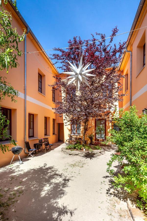 Idyllisches Haus Mitten In Berlin Bagian luar foto