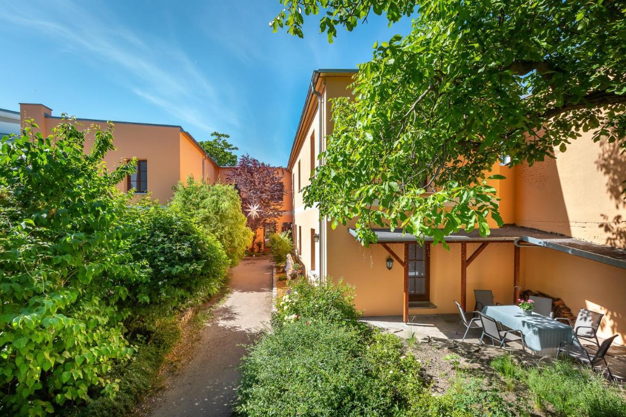 Idyllisches Haus Mitten In Berlin Bagian luar foto